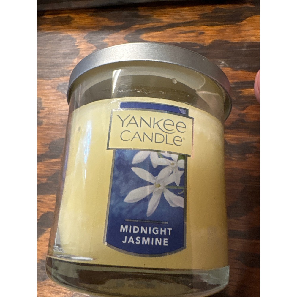 Yankee Candle Midnight Jasmine Scented Candle‎ 7 oz Jar New Home Fragrance